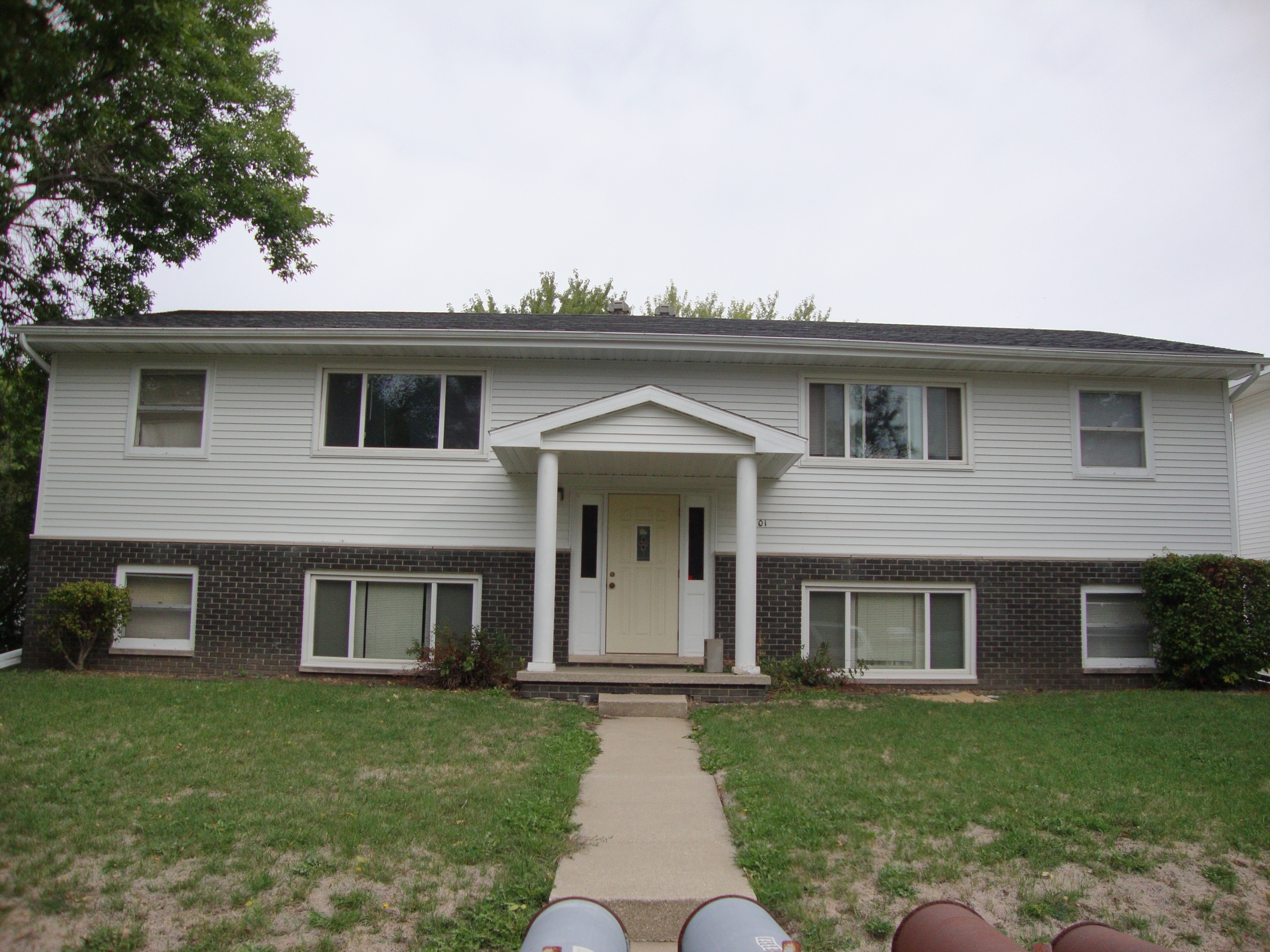 2301 West 4th St # 2