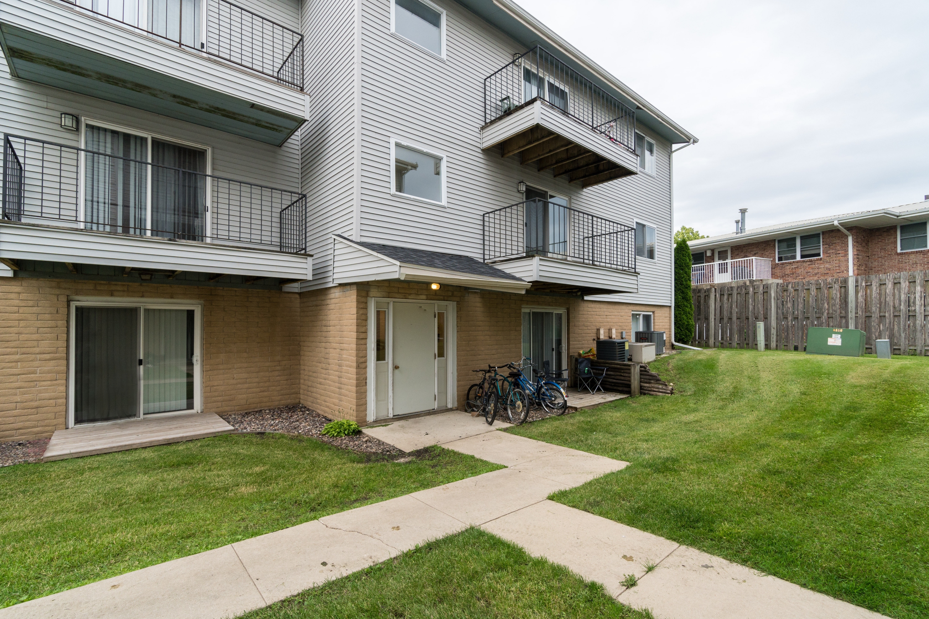 2607 Terrace Dr - 3