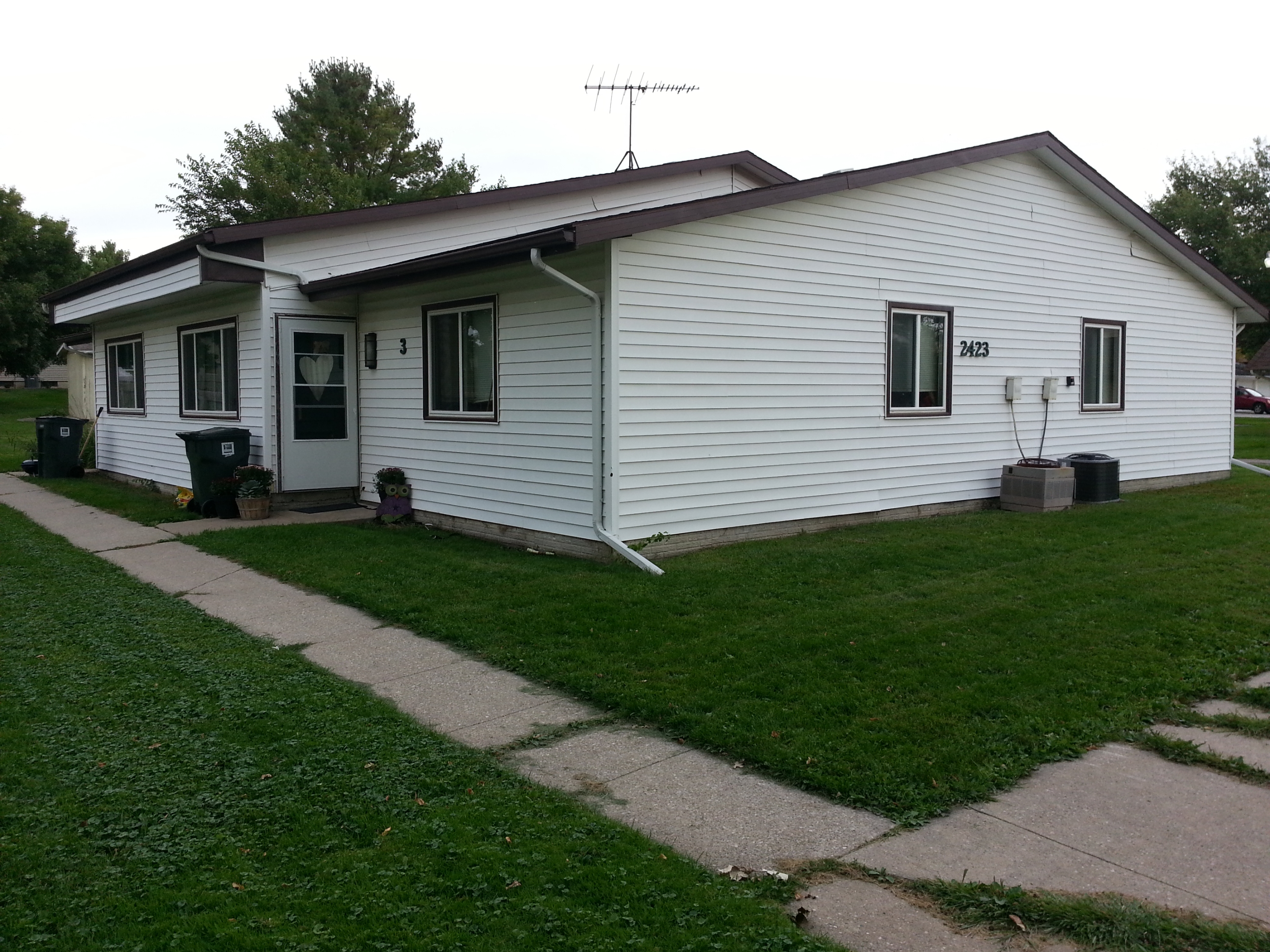 Property thumbnail image